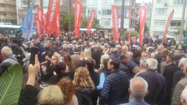 Mersin'de İmamoğlu Protestosu